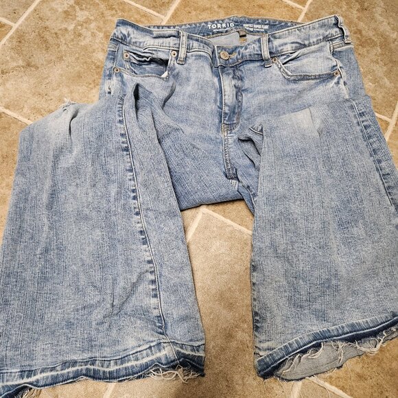 Torrid Womens Jeans Size 14R Perfect Super Flare Vintage Stretch Blue Pants - Picture 5 of 16